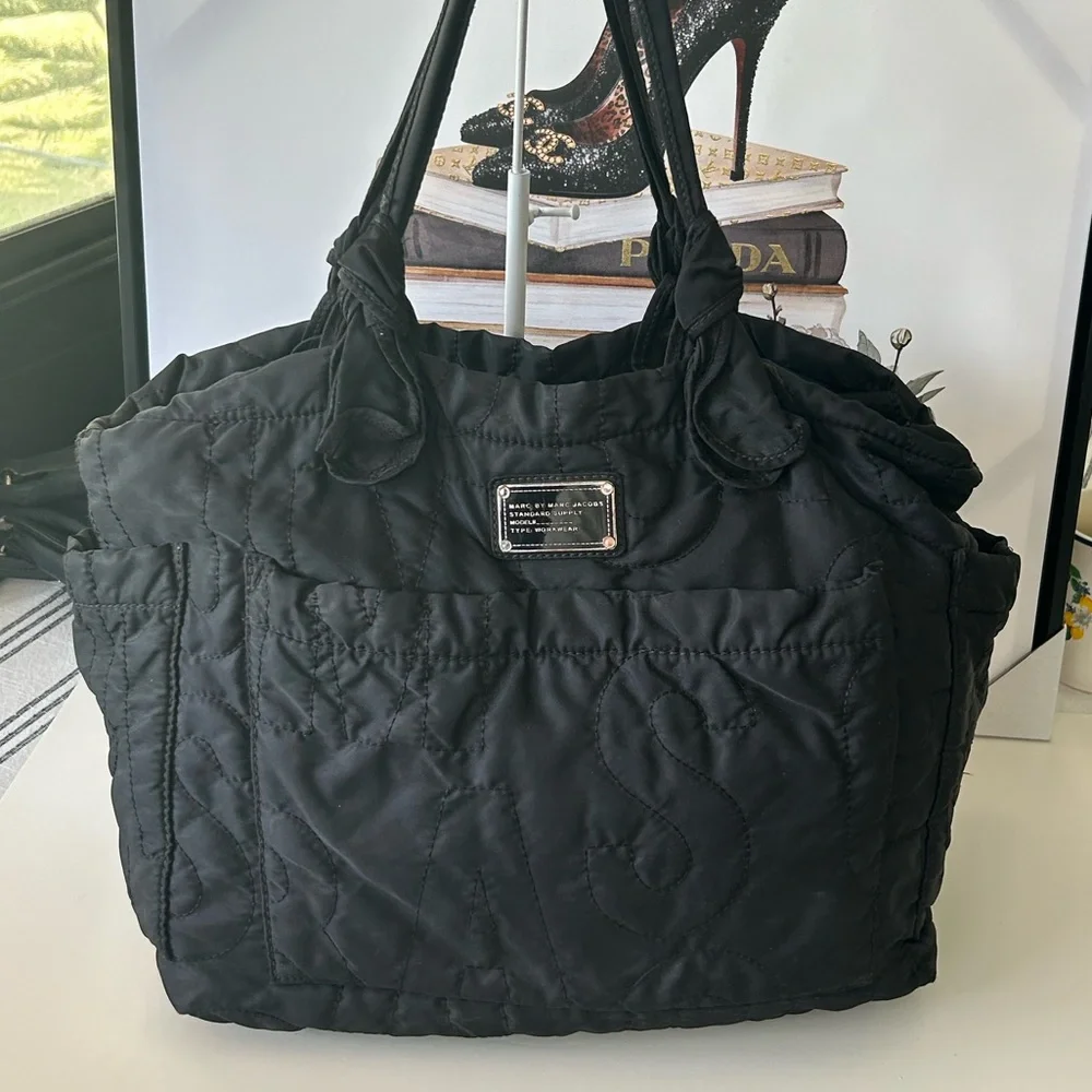 Marc Jacobs Black Quilted Tote Bag shoulder bag_2
